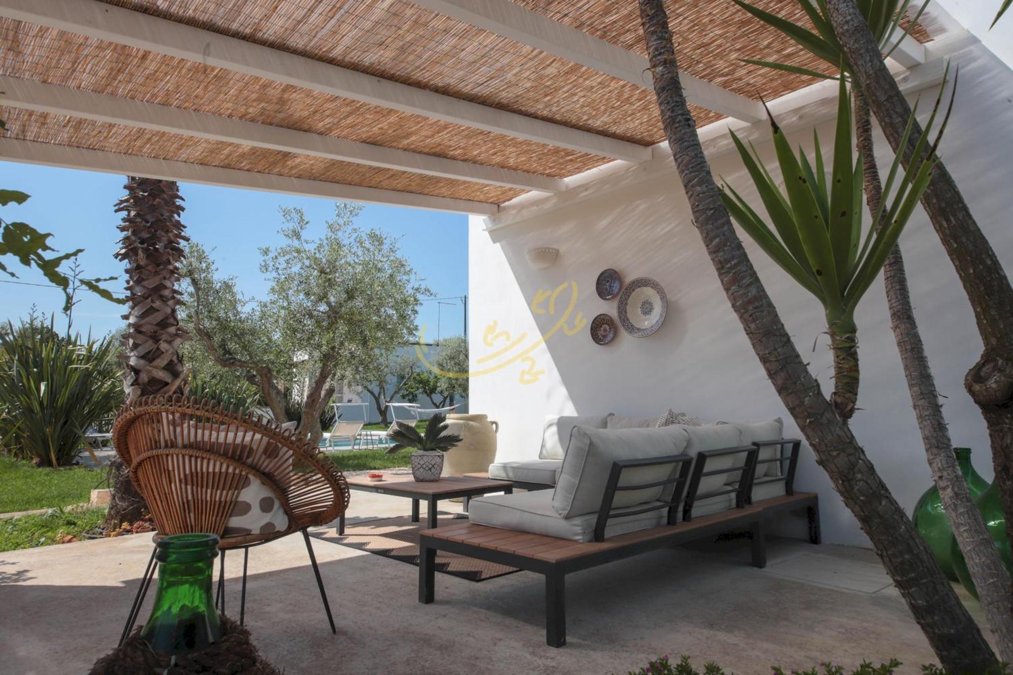 Вилла Td Dimora Del Giglio With Organic Garden With Pool Остуни Экстерьер фото